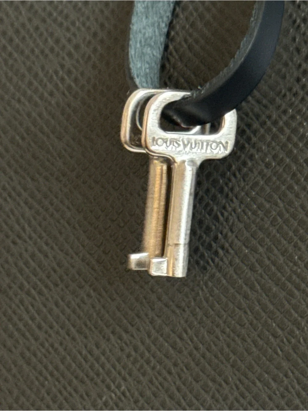 Louis Vuitton louis vuitton